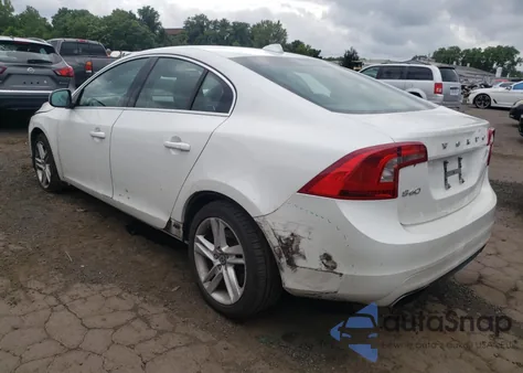 2014 Volvo S60 T5 из США, поврежденный, VIN YV1612FS6E2293792